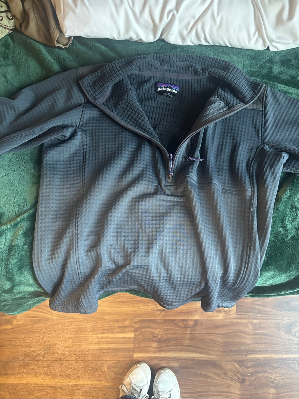 Men’s Patagonia R1 Pullover